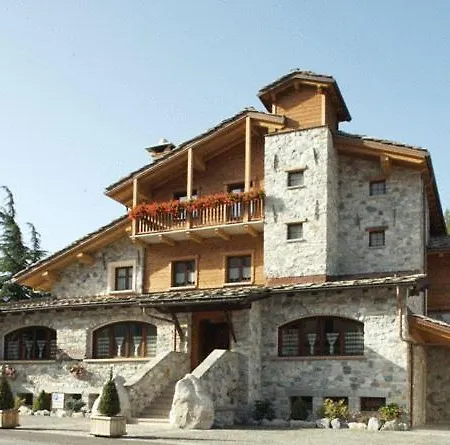فندق Relais Del Nazionale فيرنانتِّه