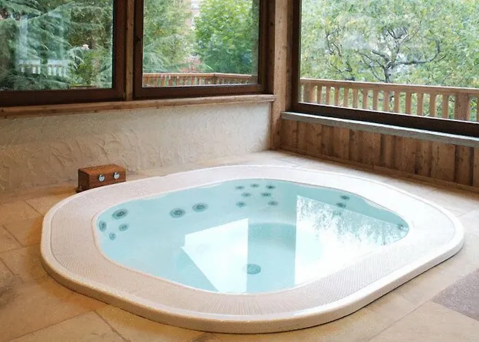 Relais Del Nazionale 4* فيرنانتِّه