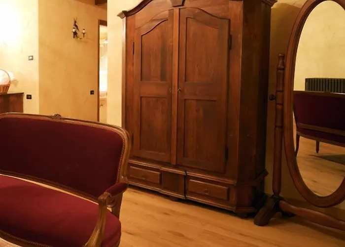 Relais Del Nazionale 4* فيرنانتِّه