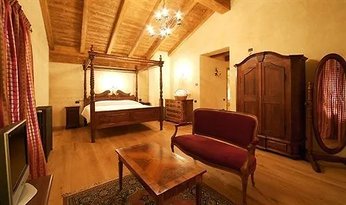 ホテル Relais Del Nazionale ヴェルナンテ